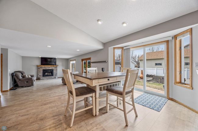 Dining to Living Room | Image 15