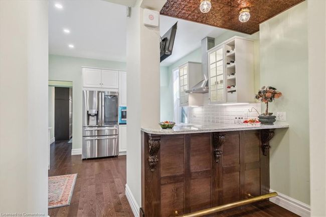 81 Erie Ave, House other with 3 bedrooms, 4 bathrooms and 2 parking in Hamilton ON | Image 6