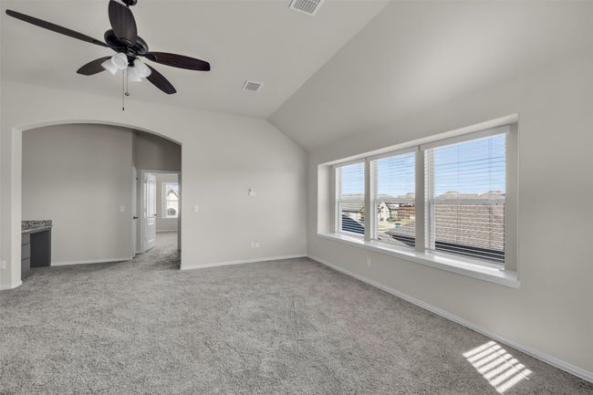 Game room or second living area | Image 32