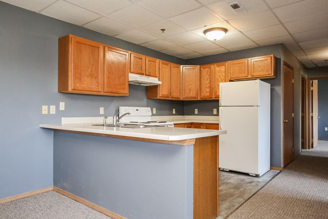 Unit 2 kitchen | Image 16