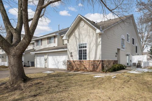 68-2572 Lockwood Dr, Mendota Heights, MN, 55120-1705 | Card Image