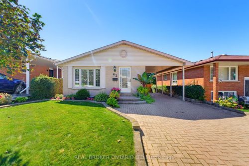 42 Parker Dr, Cambridge, ON, N1R7S2 | Card Image