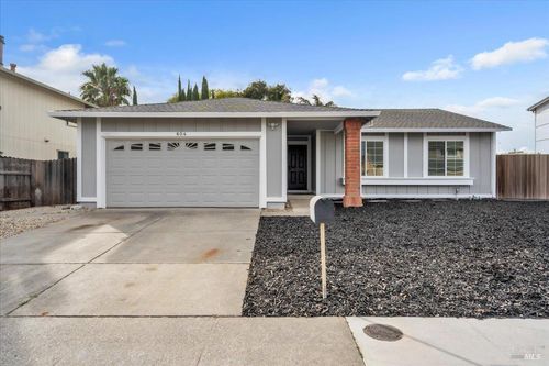 604 Kinglet Street, Suisun City, CA, 94585 | Card Image