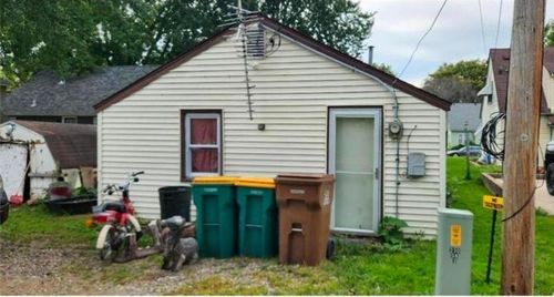 410 Saint Peter Ave, Albert Lea, MN, 56007-3722 | Card Image