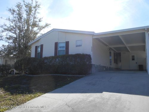 8305 Weatherford Ave, BROOKSVILLE, FL, 34613-5835 | Card Image