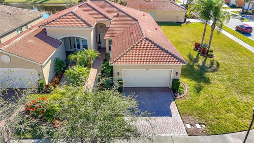 4935 Marble Springs Cir, WIMAUMA, FL, 33598-4094 | Card Image