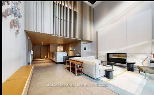 808-225 Sumach St, Toronto, ON, M5A0P8 | Card Image