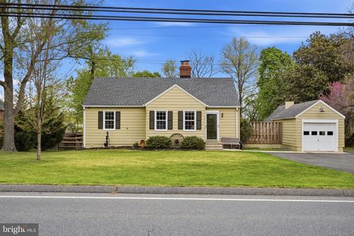 23725 Woodfield Rd, GAITHERSBURG, MD, 20882-2821 | Card Image