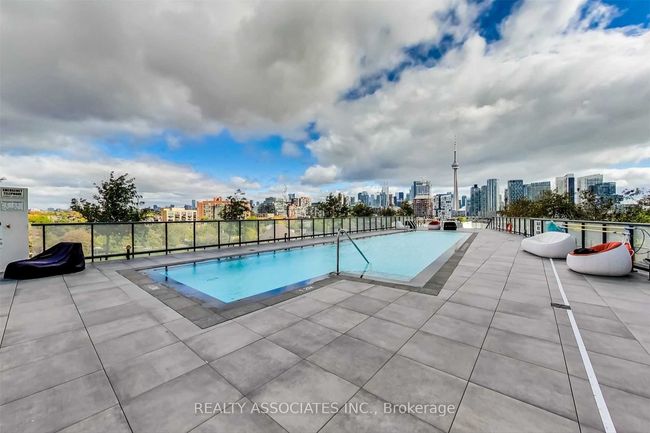 1009 - 30 Ordnance St, Condo with 2 bedrooms, 1 bathrooms and null parking in Toronto ON | Image 24