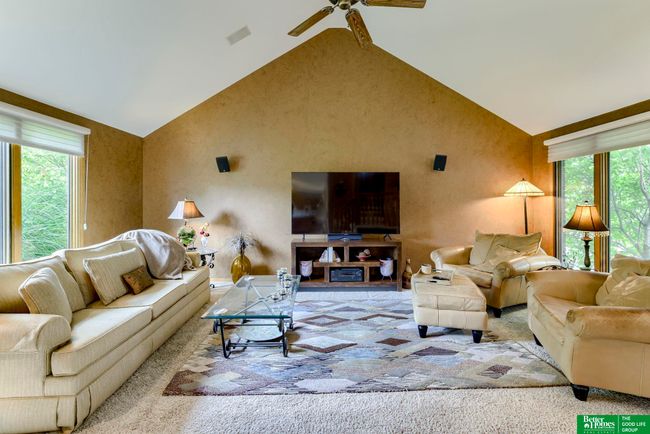 17616 Ventana Cir, House other with 4 bedrooms, 4 bathrooms and 2 parking in Omaha NE | Image 7