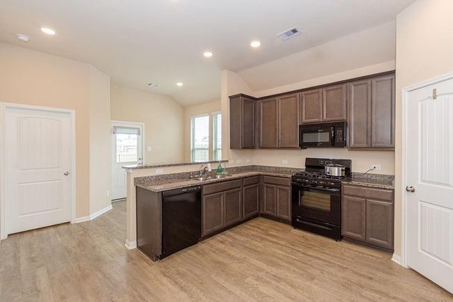 14657 E Pine Heart Dr, House other with 3 bedrooms, 2 bathrooms and 2 parking in Conroe TX | Image 11
