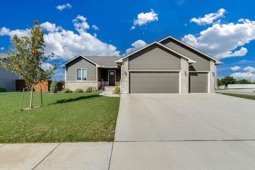 224 E Ripley Ct, Derby, KS, 67037-2329 | Card Image