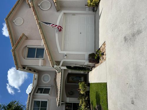 10470 Pelican Dr, Wellington, FL, 33414-6164 | Card Image