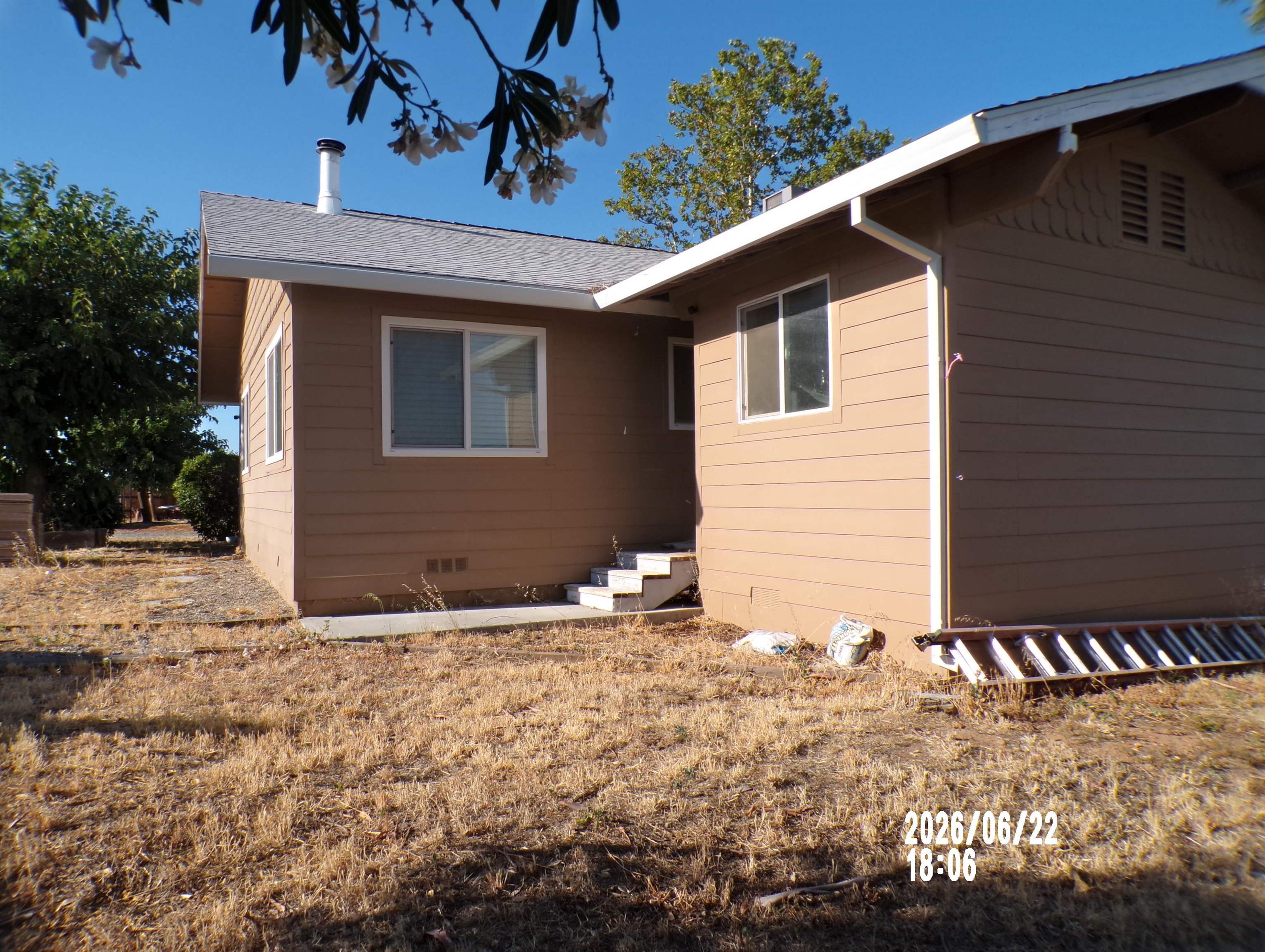 Farm in Red Bluff 4