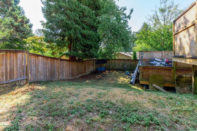 8024 Cedar Street, House other with 4 bedrooms, 2 bathrooms and null parking in Mission BC | Image 37