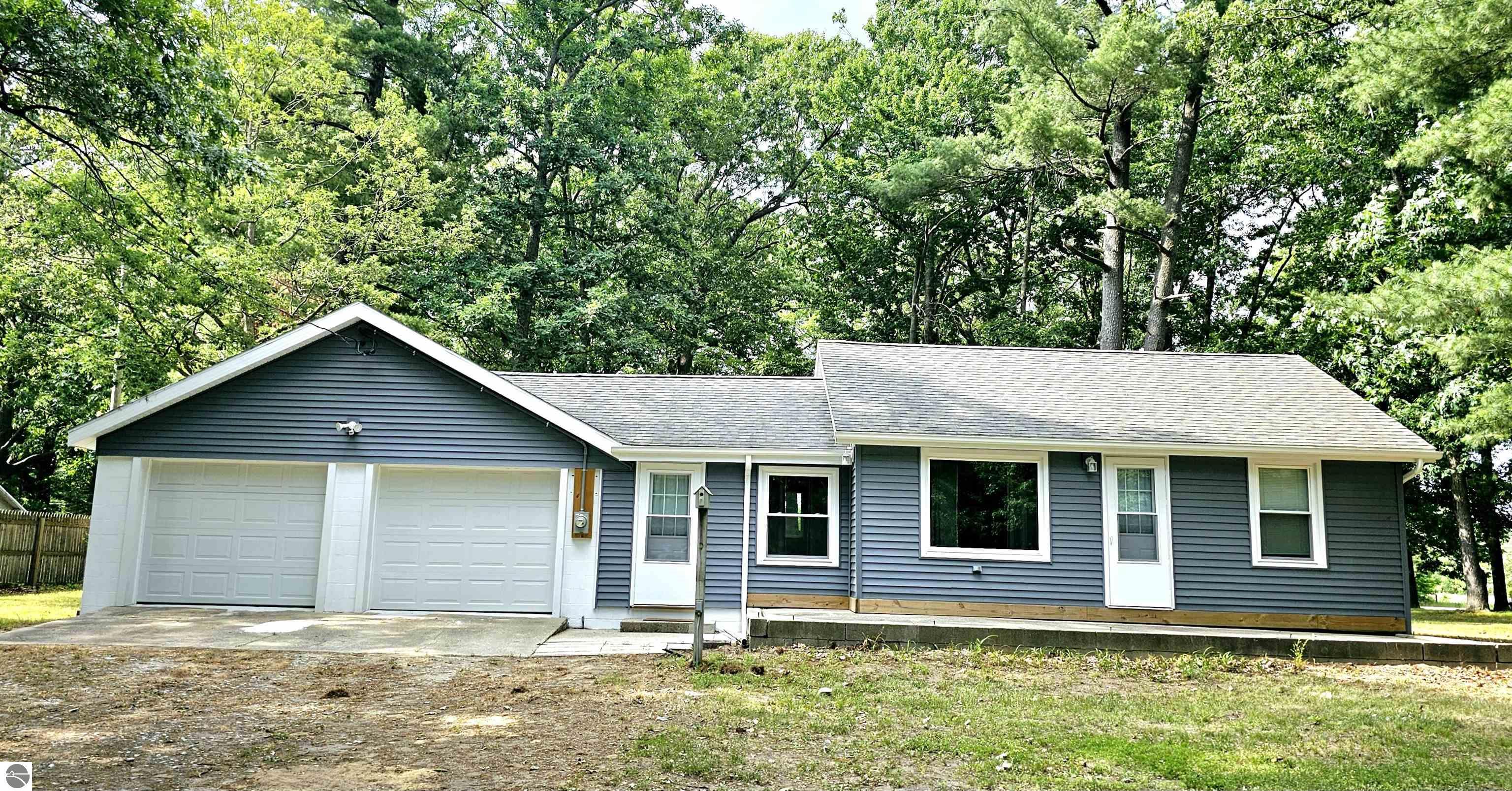 Howard City Edmore Rd, Vestaburg, MI 48891
