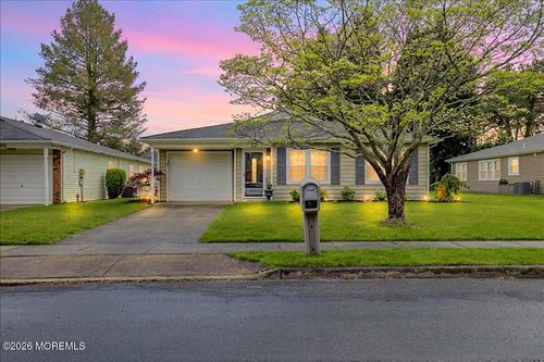 11 Tennis Ct, Brick, NJ, 08723-7833 | Card Image