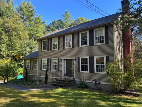 75 Hagstrom Rd, North Grosvenordale, CT, 06255-1523 | Card Image
