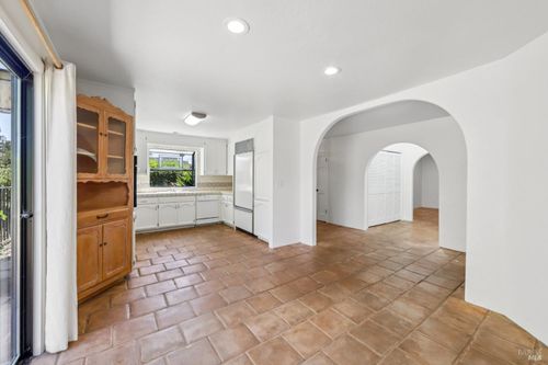 424 La Quinta Lane, Sonoma, CA, 95476 | Card Image