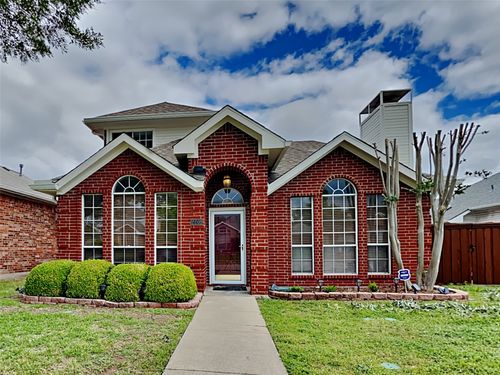 2209 Chapman Dr, Carrollton, TX, 75010-4154 | Card Image
