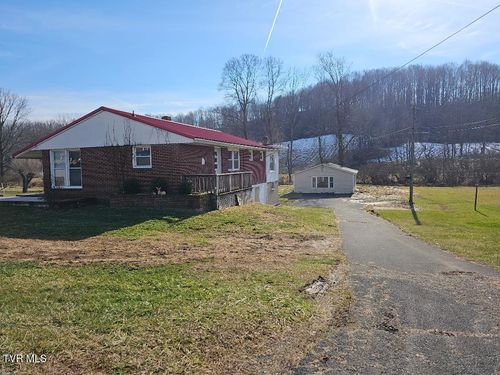 34520 Fleet Rd, Glade Spring, VA, 24340-5902 | Card Image