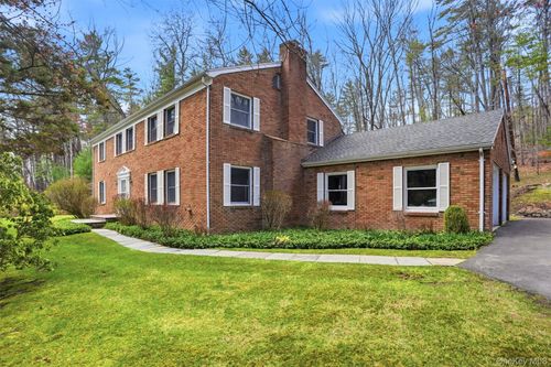 2320 Glasco Tpke, Woodstock, NY, 12498-1072 | Card Image