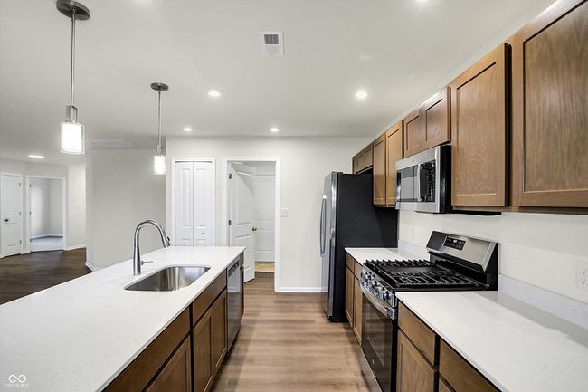 134 Maxim Ct, Condo with 2 bedrooms, 2 bathrooms and null parking in Cumberland IN | Image 21