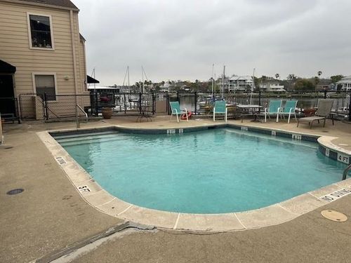 apt-108a-1140 Marina Bay Dr, Kemah, TX, 77565-2477 | Card Image
