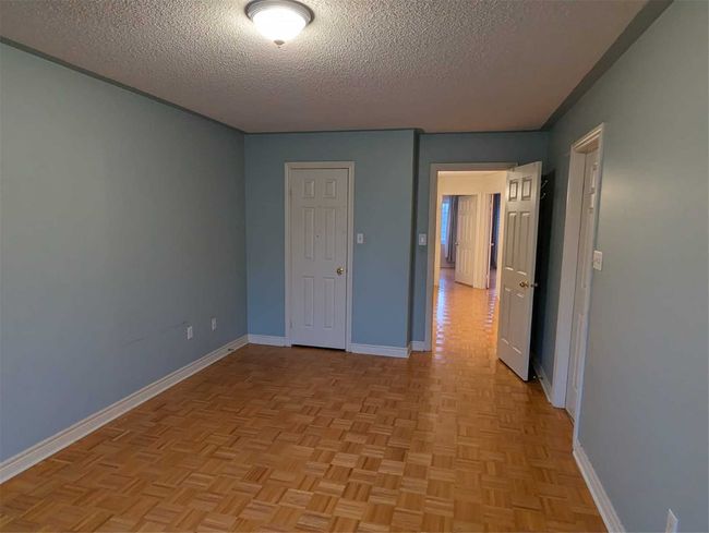 43 Foxchase Ave, House attached with 3 bedrooms, 4 bathrooms and 3 parking in Woodbridge ON | Image 4