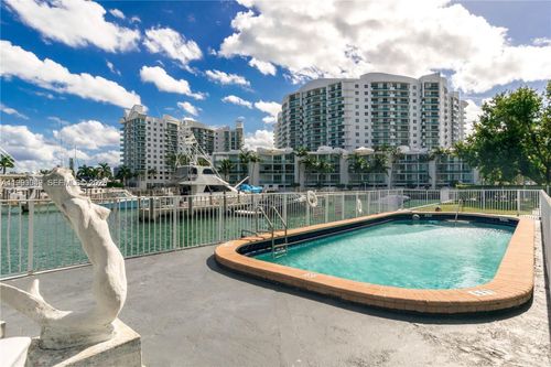apt-6-7917 West Dr, North Bay Village, FL, 33141-5568 | Card Image