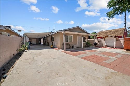7447 Clybourn Ave, Sun Valley, CA, 91352 | Card Image