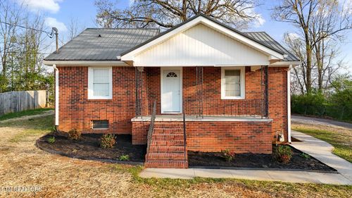 2445 Adams Ave, Knoxville, TN, 37917 | Card Image
