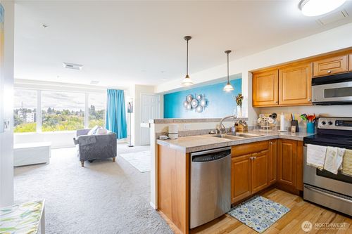 403-3201 Pacific Ave, Tacoma, WA, 98418-6912 | Card Image