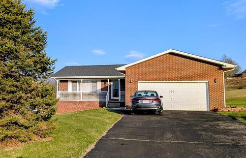 390 Asbury, Wytheville, VA, 24382 | Card Image