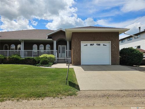 4-447 1st Ave W, Unity, SK, S0K | Card Image