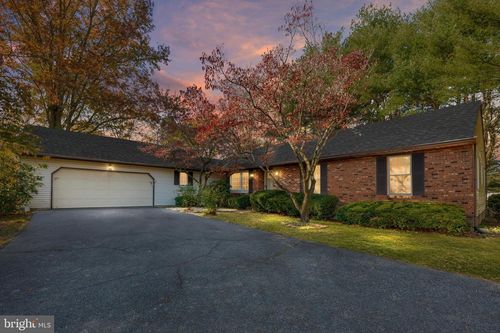 2209 Wheatleys Pond Rd, Smyrna, DE, 19977-3747 | Card Image