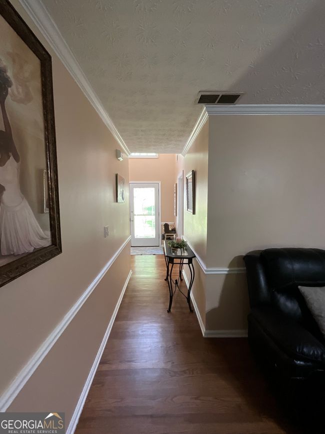 5363 Forest Dr, House other with 6 bedrooms, 4 bathrooms and null parking in Loganville GA | Image 14