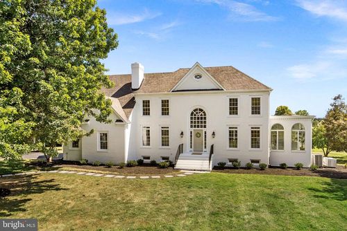 17509 Pinehurst Ct, Purcellville, VA, 20132-9023 | Card Image