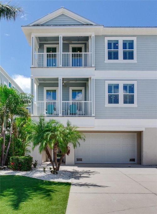 16312 1st St E, REDINGTON BEACH, FL, 33708-1460 | Card Image