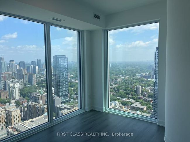 5006 - 252 Church St, Condo with 2 bedrooms, 1 bathrooms and null parking in Toronto ON | Image 14