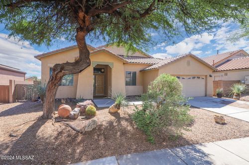 7856 N Rondure Loop, Tucson, AZ, 85743-1488 | Card Image