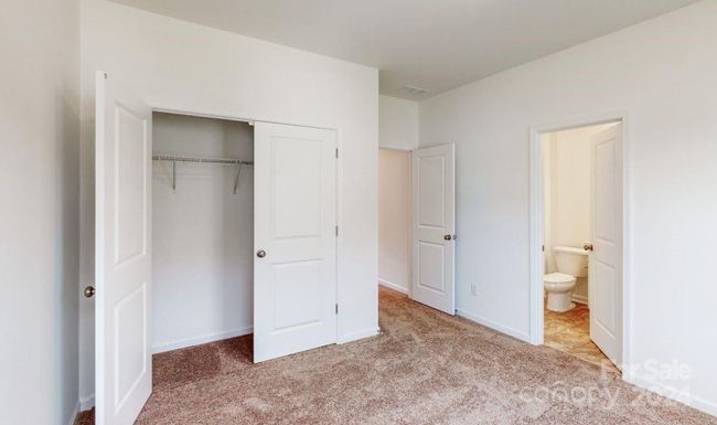 Secondary bedroom with full bathroom | Image 11