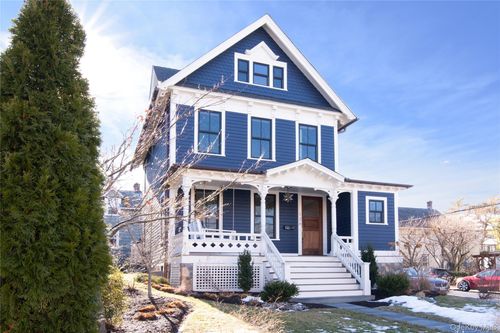 126 Main St, Irvington, NY, 10533-1726 | Card Image