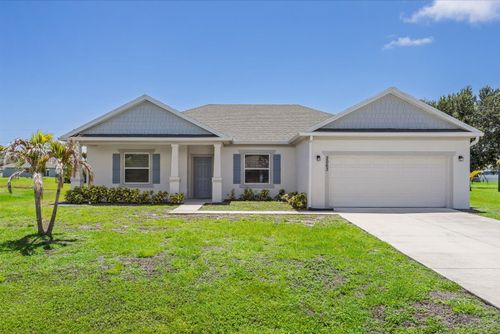 2063 Se South Buttonwood Dr, Port St. Lucie, FL, 34952-6973 | Card Image