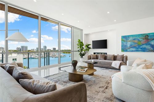 unit-602-111 Golden Gate Pt, Sarasota, FL, 34236-6985 | Card Image