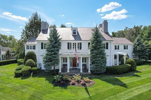 2 Everett Ave, Winchester, MA, 01890-3524 | Card Image