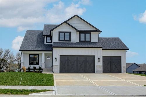 1849 Arbor Trl, Liberty, MO, 64068-7187 | Card Image