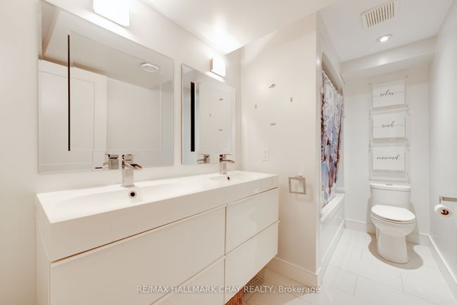 30 Weymouth Rd, House other with 5 bedrooms, 2 bathrooms and 2 parking in Barrie ON | Image 19