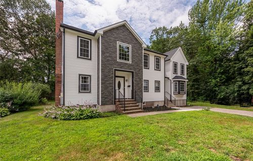 313 South St, Reading, MA, 01867-3942 | Card Image