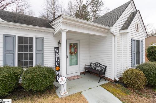 100 Forrester Dr, Liberty, SC, 29657-3212 | Card Image